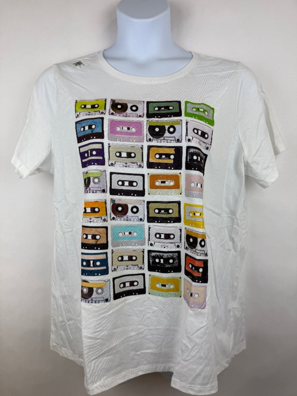 *NWT* Cassette Tapes Nostalgic Mixtape Music Graphic T-Shirt Women's 2X